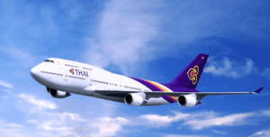 タイ国際航空B747で初めてのファーストクラスに搭乗！機内食や