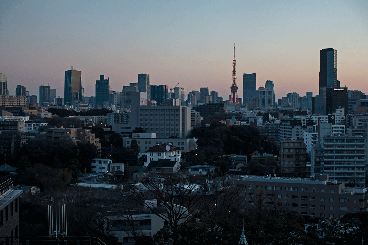 ザ・プリンスさくらタワー東京タワーサイドデラックスの夜明けの東京タワー