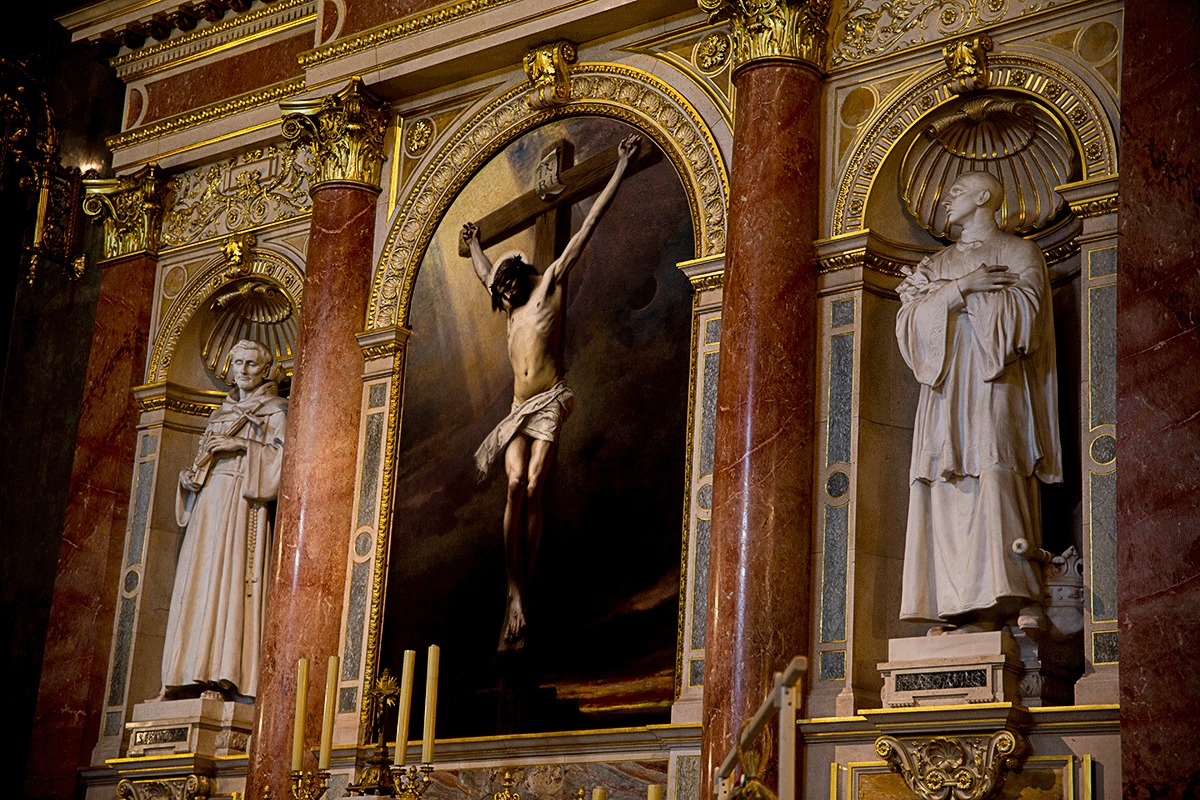 聖イシュトヴァーン大聖堂の内部にあるイエス・キリスト